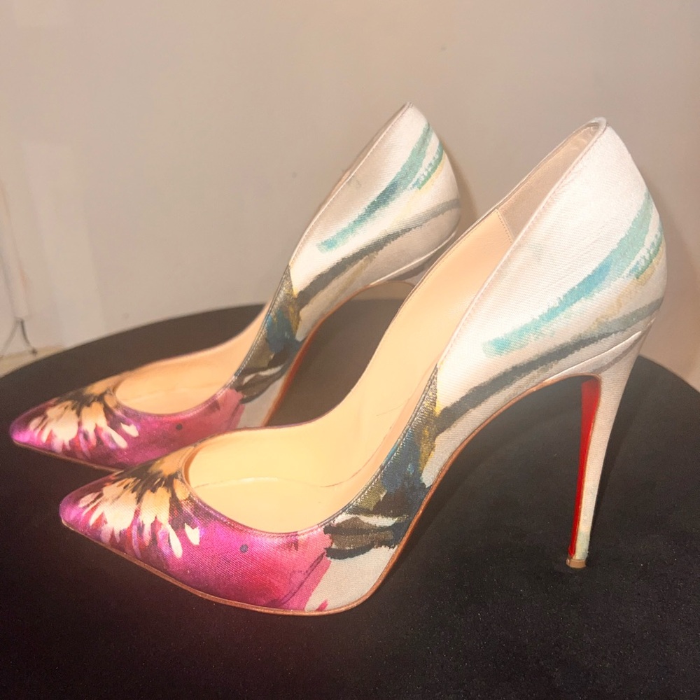 CHRISTIAN LOUBOUTIN Purple Floral Silk Heels RARE for collection. 100% Authentic